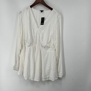Torrid White Eyelet V-Neck Blouse *flaw*